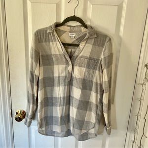 COZY Womens J. Crew white and grey checkered button down